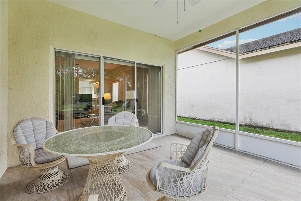 For Sale: $400,000 (2 beds, 2 baths, 1450 Square Feet)