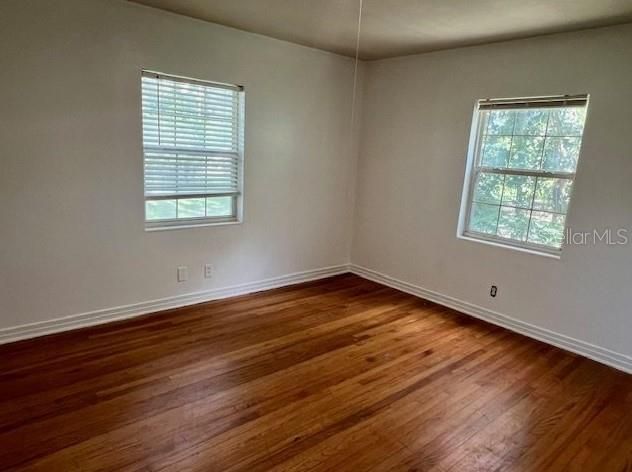 Active With Contract: $1,700 (3 beds, 2 baths, 2274 Square Feet)