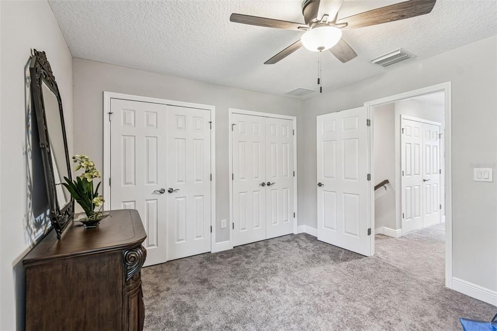 En Venta: $659,995 (4 camas, 4 baños, 3235 Pies cuadrados)