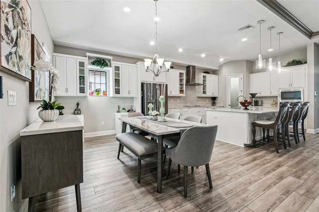 En Venta: $659,995 (4 camas, 4 baños, 3235 Pies cuadrados)