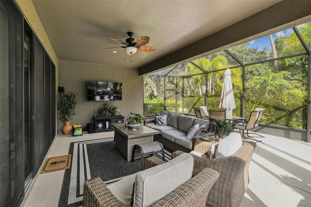 En Venta: $659,995 (4 camas, 4 baños, 3235 Pies cuadrados)