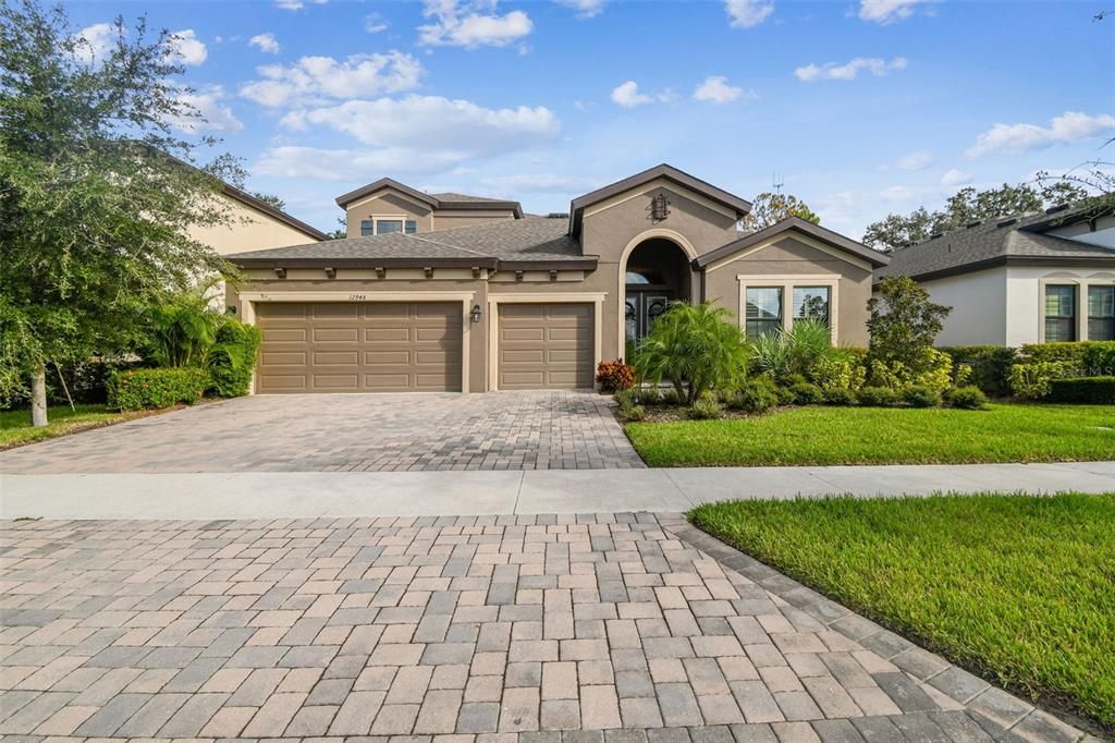 En Venta: $659,995 (4 camas, 4 baños, 3235 Pies cuadrados)