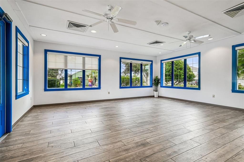 En Venta: $659,995 (4 camas, 4 baños, 3235 Pies cuadrados)