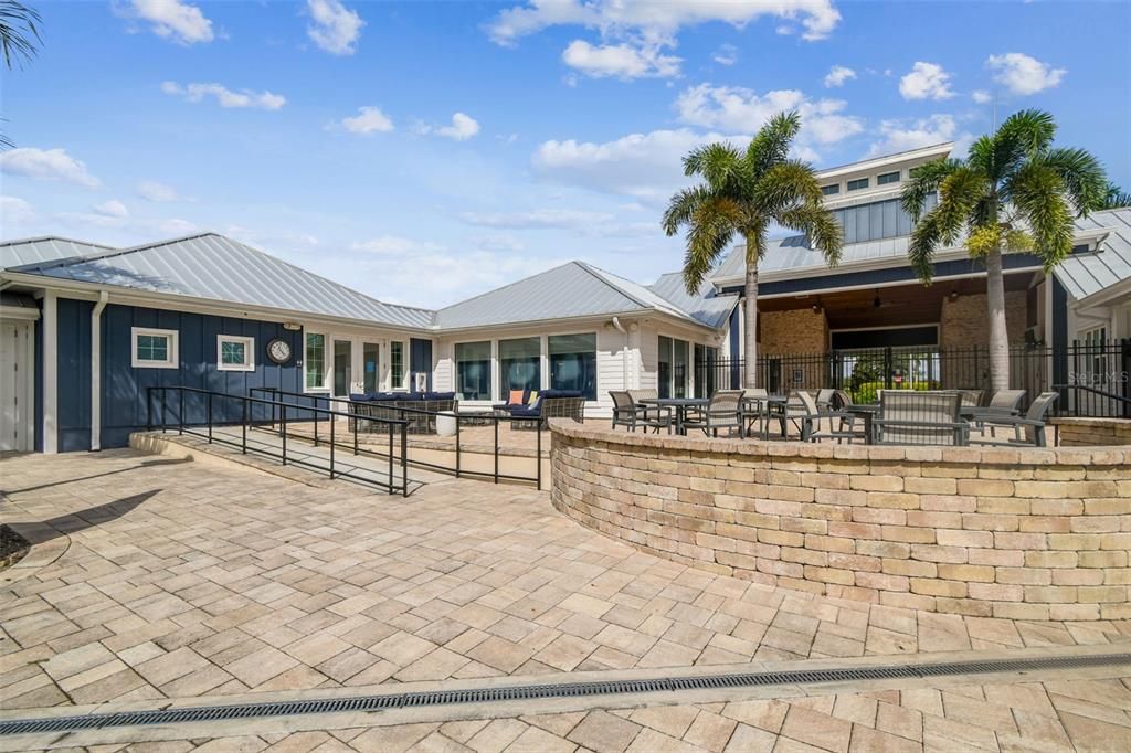 En Venta: $659,995 (4 camas, 4 baños, 3235 Pies cuadrados)