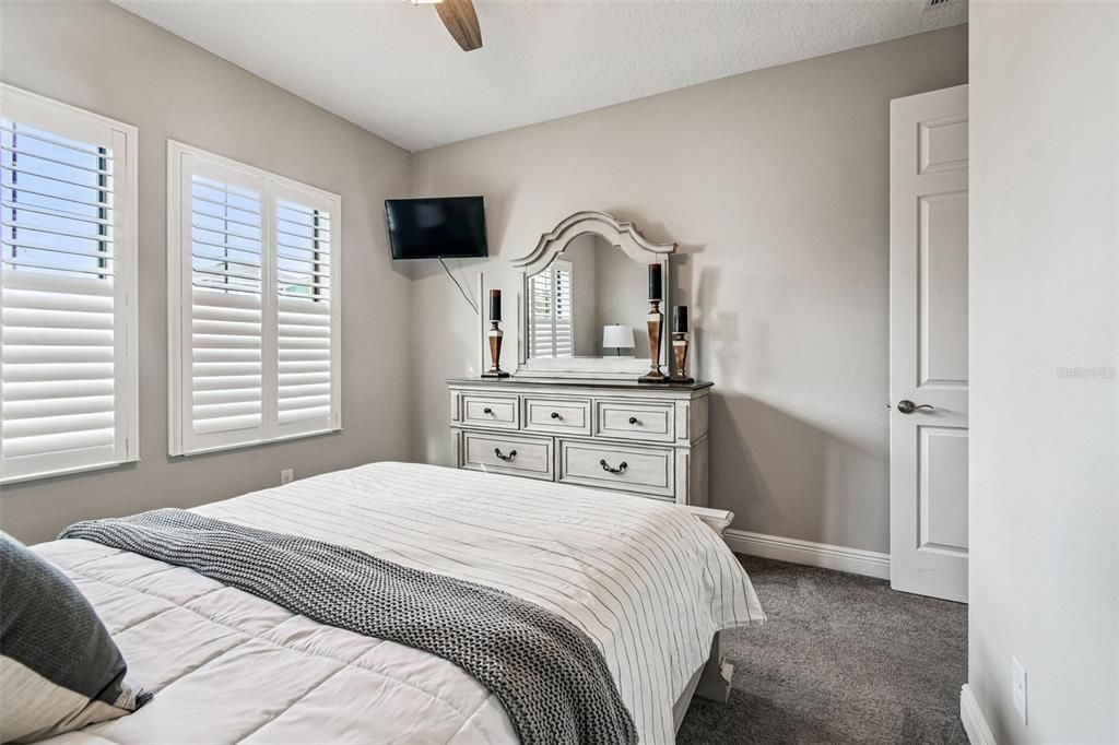 En Venta: $659,995 (4 camas, 4 baños, 3235 Pies cuadrados)