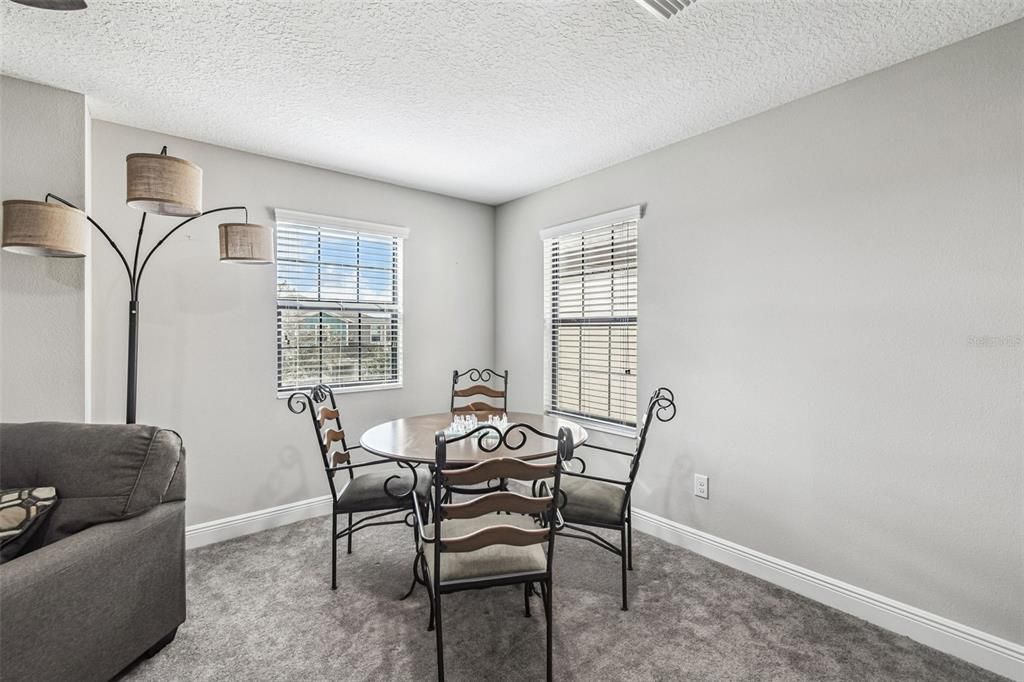 En Venta: $659,995 (4 camas, 4 baños, 3235 Pies cuadrados)