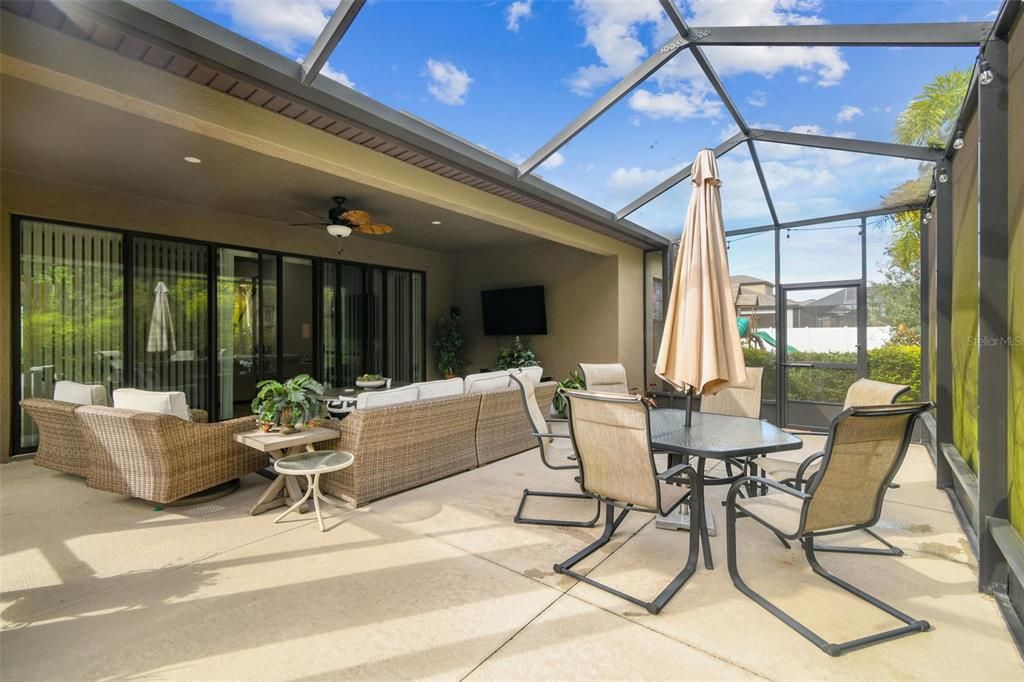 En Venta: $659,995 (4 camas, 4 baños, 3235 Pies cuadrados)