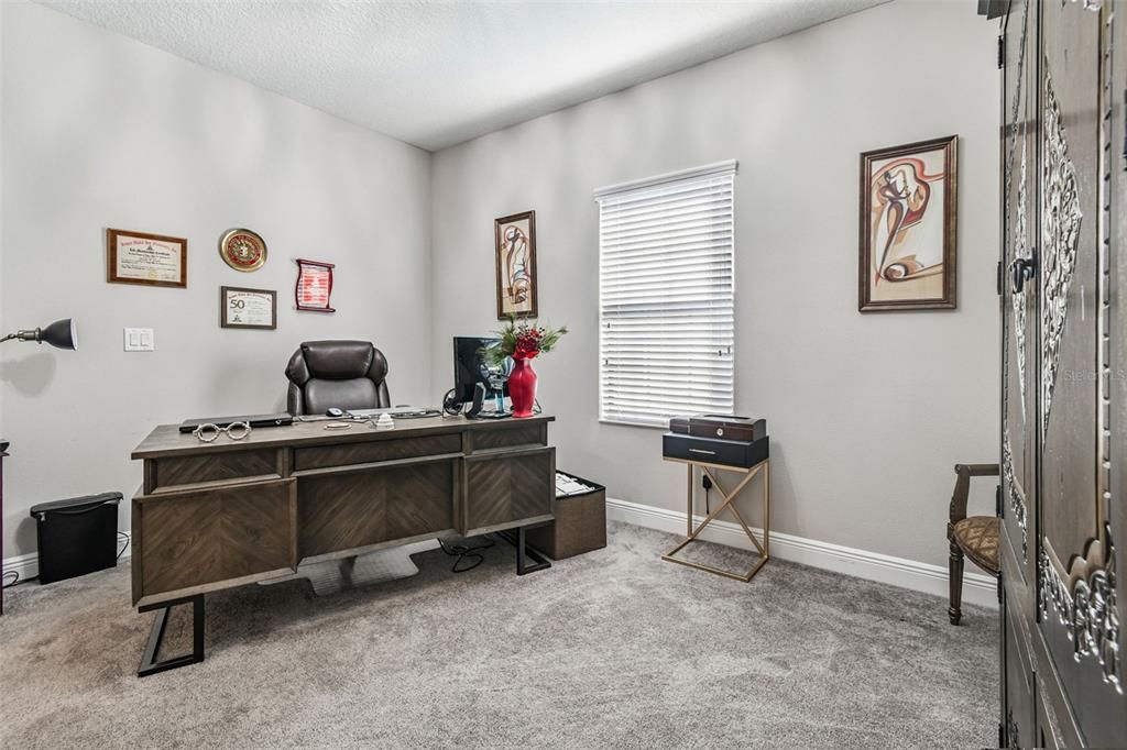 En Venta: $659,995 (4 camas, 4 baños, 3235 Pies cuadrados)