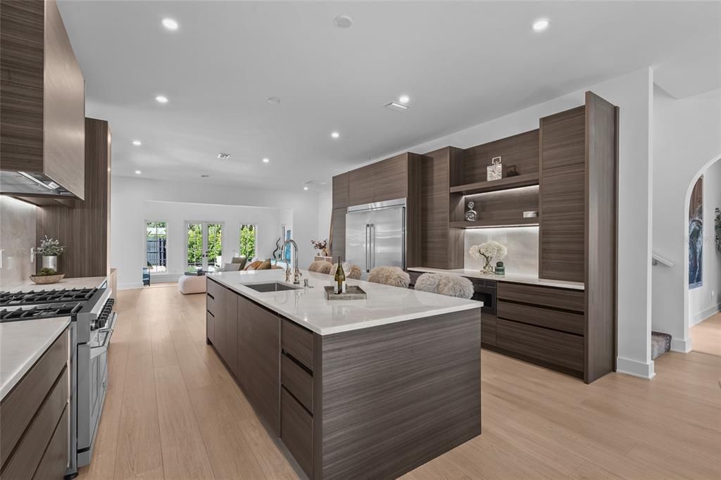 For Sale: $2,195,000 (4 beds, 4 baths, 3154 Square Feet)