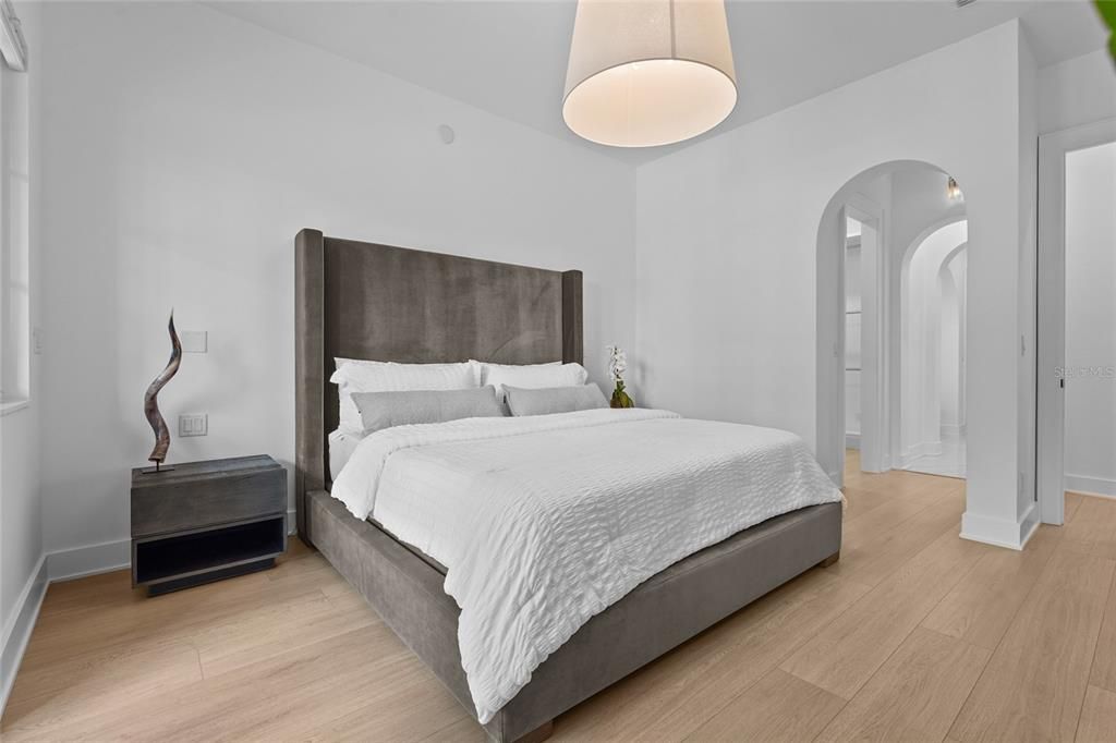 For Sale: $2,195,000 (4 beds, 4 baths, 3154 Square Feet)