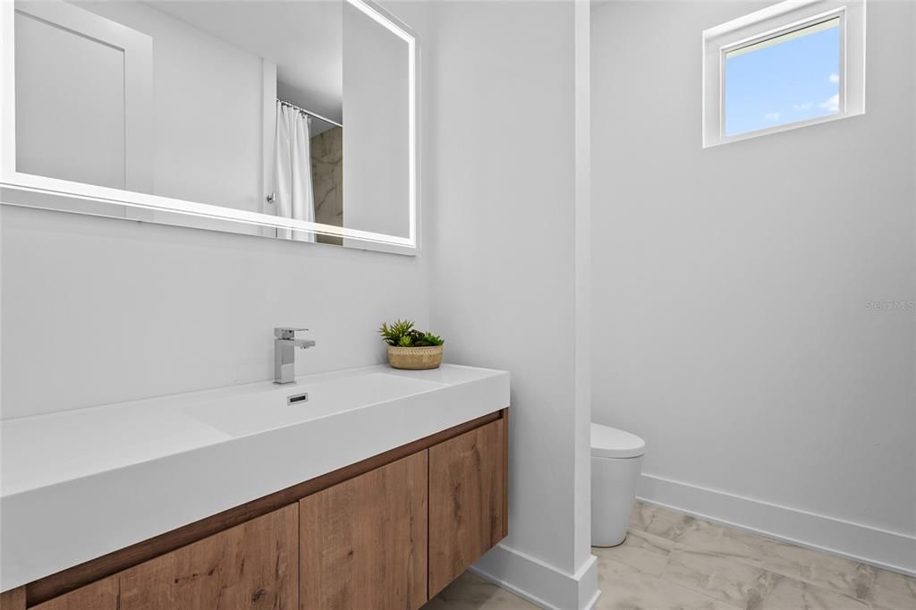 For Sale: $2,195,000 (4 beds, 4 baths, 3154 Square Feet)