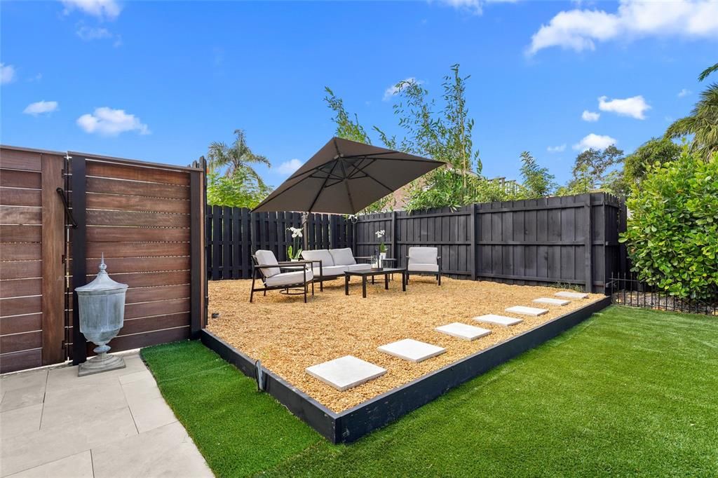 For Sale: $2,195,000 (4 beds, 4 baths, 3154 Square Feet)