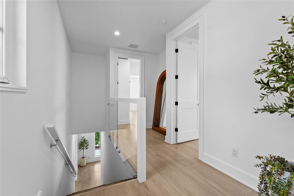 For Sale: $2,195,000 (4 beds, 4 baths, 3154 Square Feet)