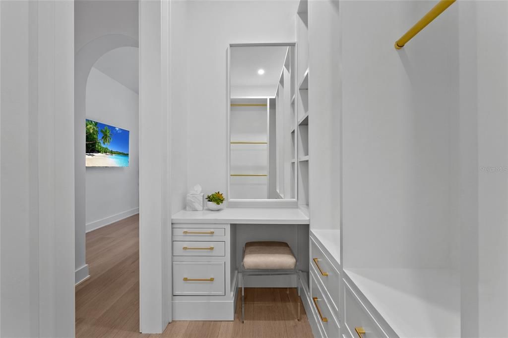 For Sale: $2,195,000 (4 beds, 4 baths, 3154 Square Feet)