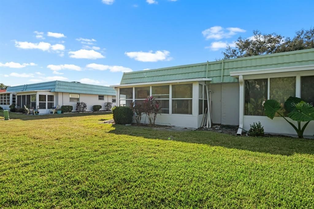 For Sale: $89,900 (1 beds, 1 baths, 800 Square Feet)