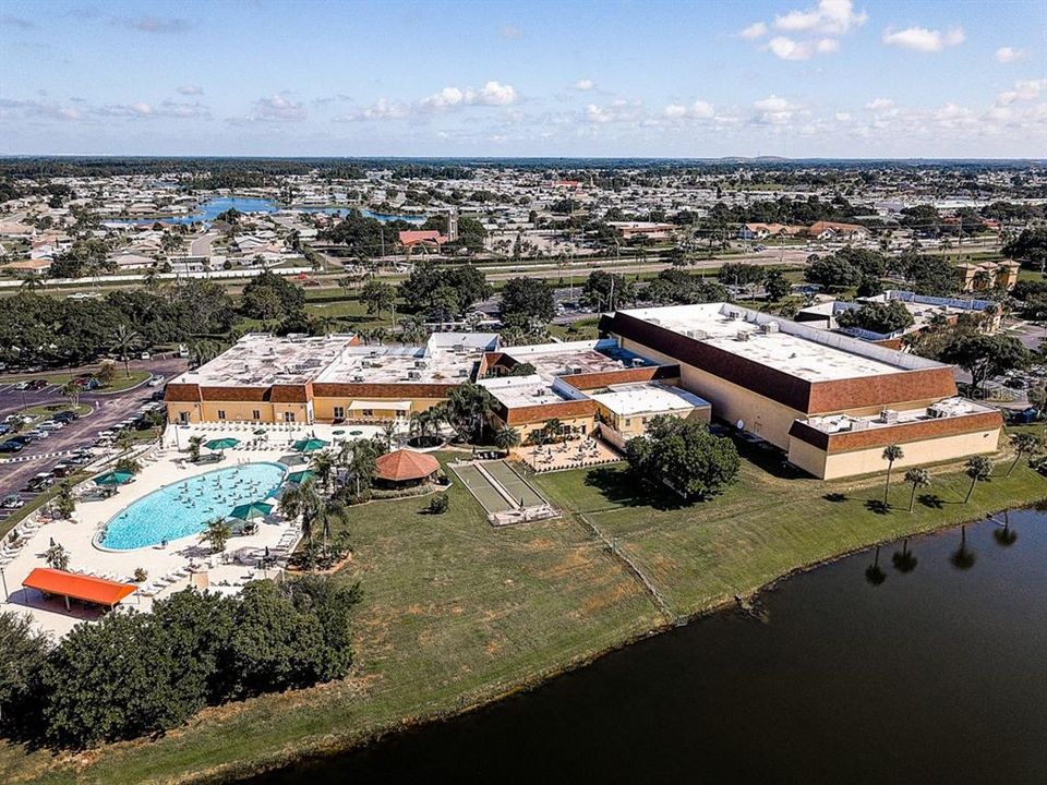 For Sale: $89,900 (1 beds, 1 baths, 800 Square Feet)