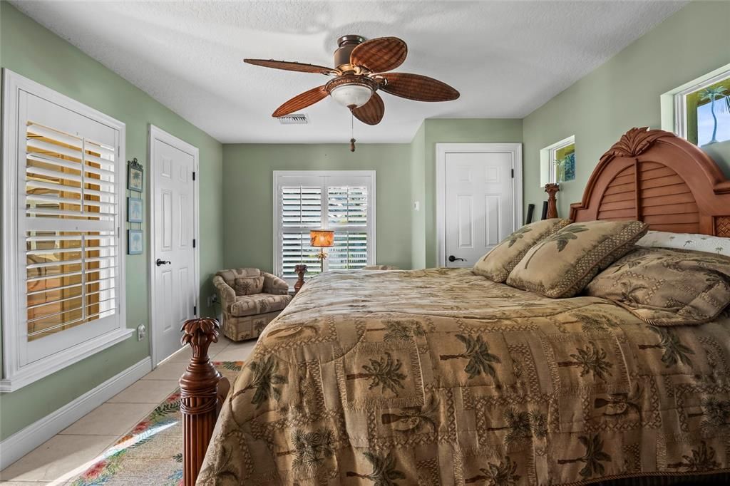 For Sale: $2,999,999 (5 beds, 4 baths, 5005 Square Feet)