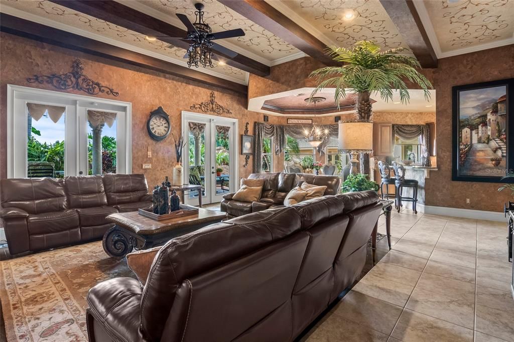 For Sale: $2,999,999 (5 beds, 4 baths, 5005 Square Feet)