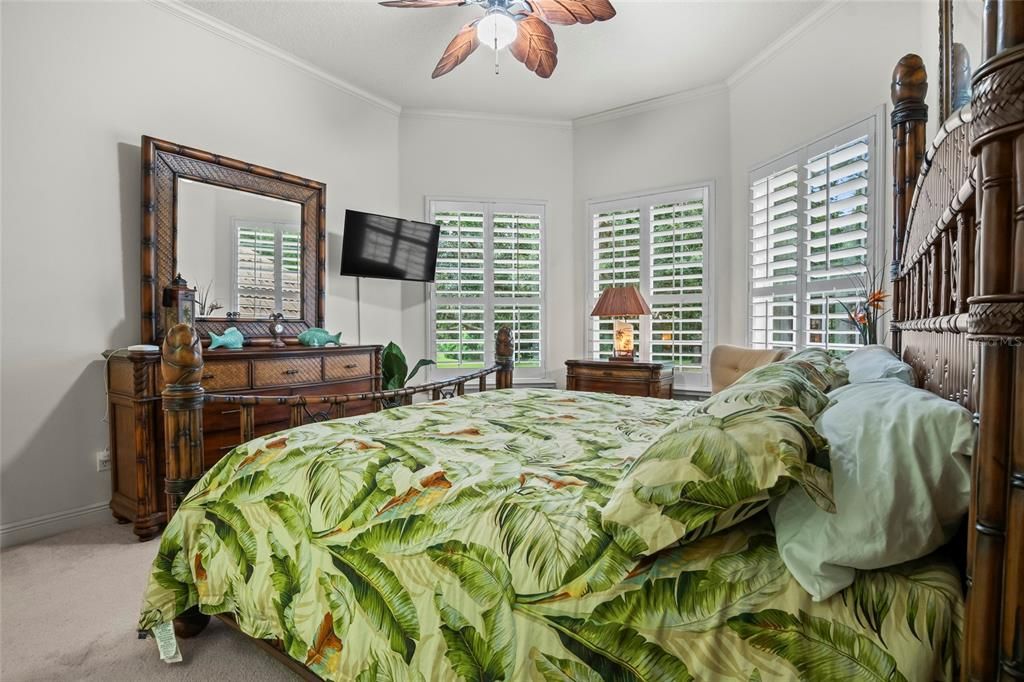 For Sale: $2,999,999 (5 beds, 4 baths, 5005 Square Feet)