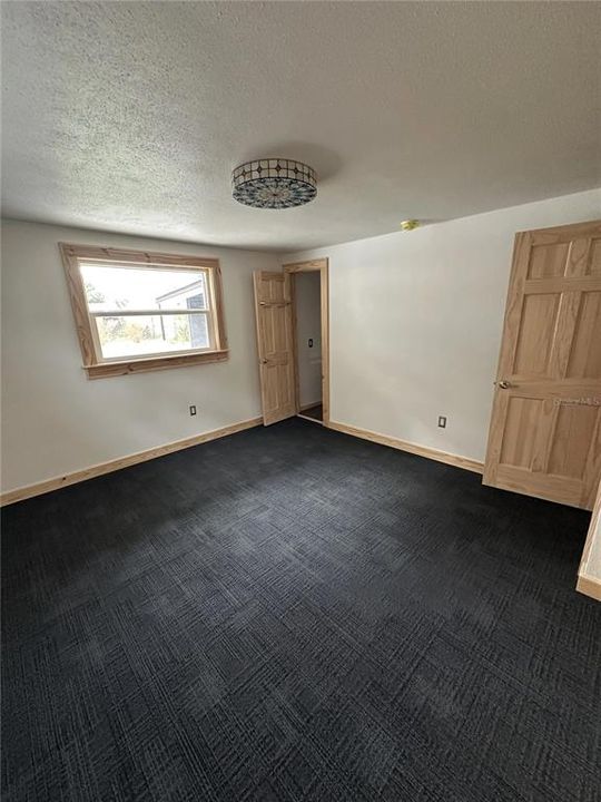 For Sale: $289,900 (3 beds, 2 baths, 2040 Square Feet)