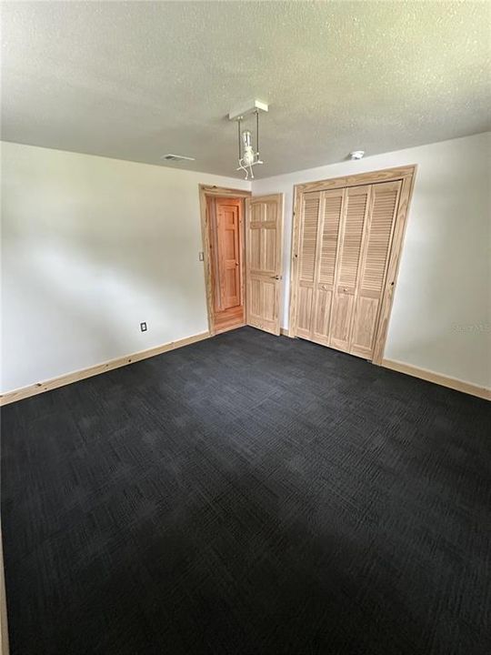 For Sale: $289,900 (3 beds, 2 baths, 2040 Square Feet)