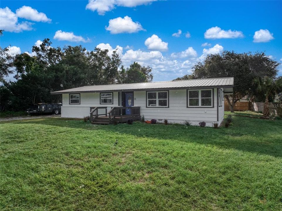 For Sale: $289,900 (3 beds, 2 baths, 2040 Square Feet)