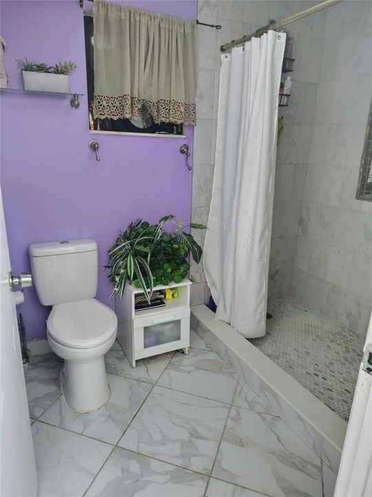 待售: $1,500,000 (4 贝兹, 2 浴室, 1545 平方英尺)