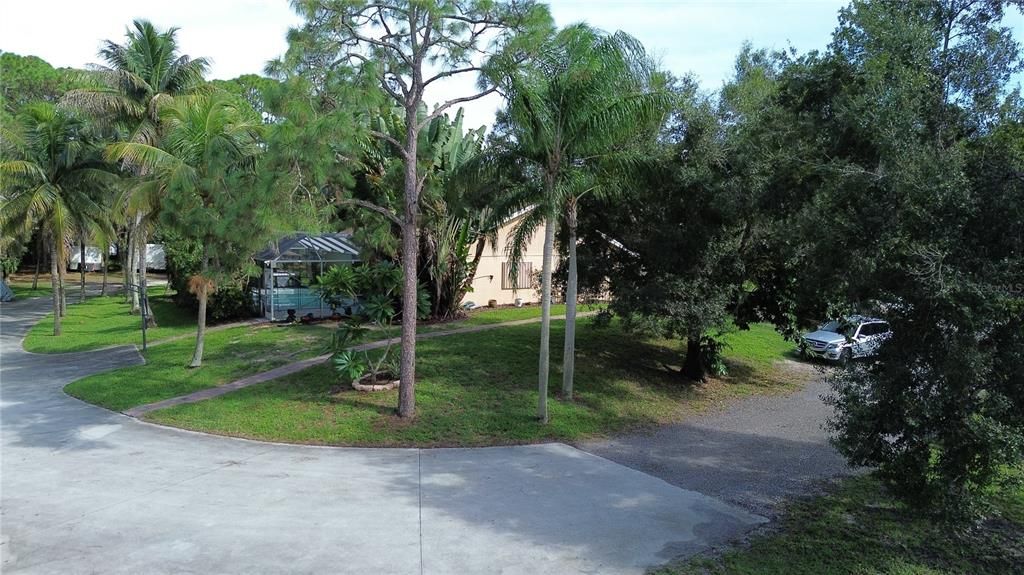 待售: $1,500,000 (4 贝兹, 2 浴室, 1545 平方英尺)