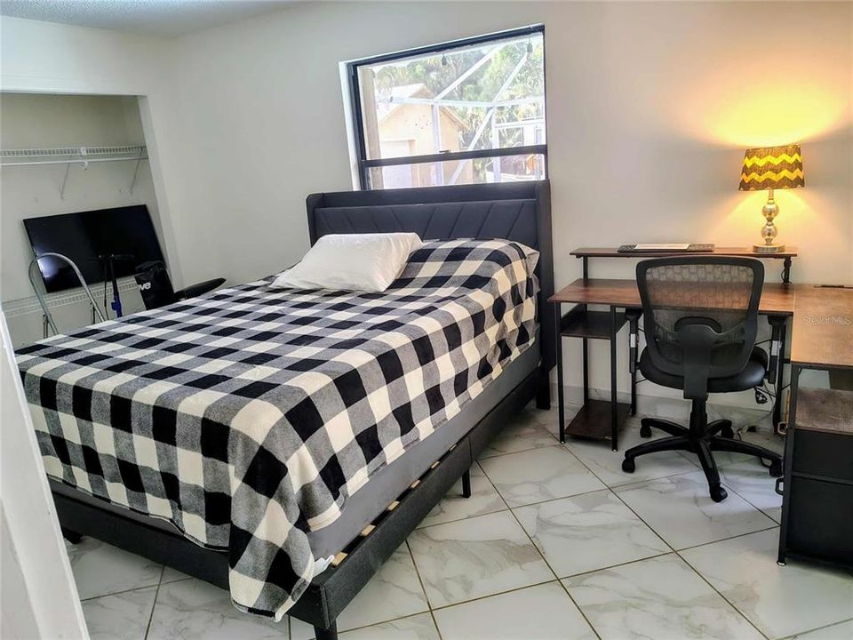 待售: $1,500,000 (4 贝兹, 2 浴室, 1545 平方英尺)