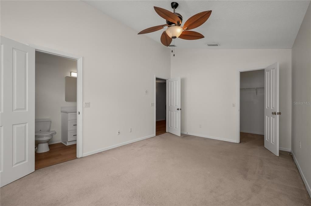 待售: $730,000 (5 贝兹, 3 浴室, 3327 平方英尺)