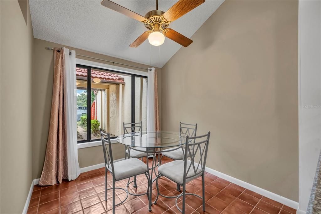 For Sale: $325,000 (3 beds, 3 baths, 1872 Square Feet)