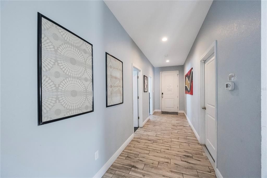 Active With Contract: $355,000 (3 beds, 2 baths, 1446 Square Feet)
