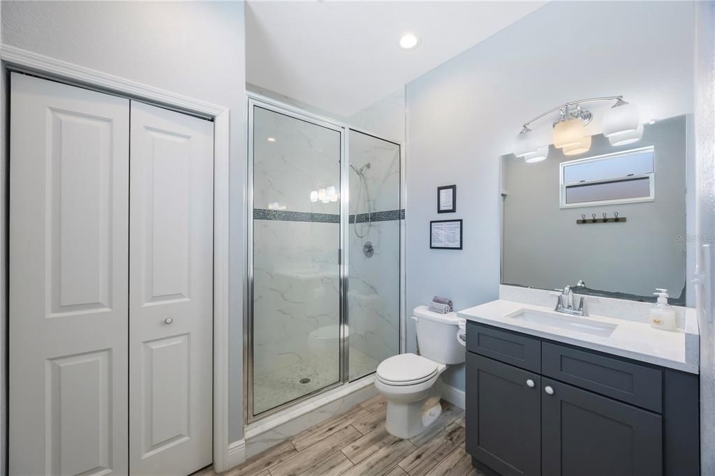 Active With Contract: $355,000 (3 beds, 2 baths, 1446 Square Feet)