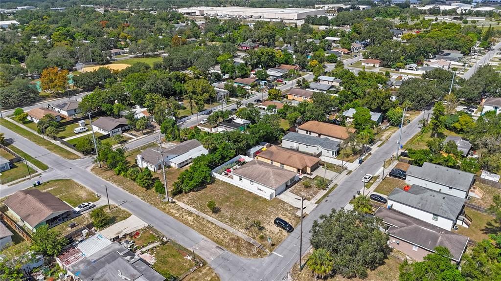 Active With Contract: $355,000 (3 beds, 2 baths, 1446 Square Feet)