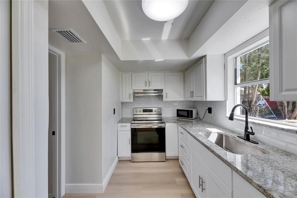 For Rent: $2,300 (3 beds, 2 baths, 1156 Square Feet)