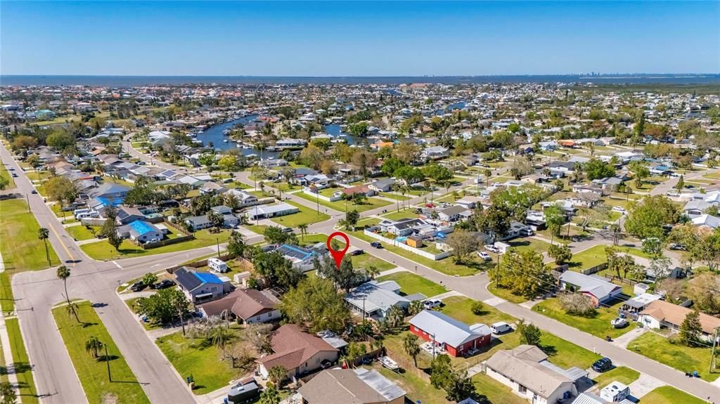 For Rent: $2,300 (3 beds, 2 baths, 1156 Square Feet)