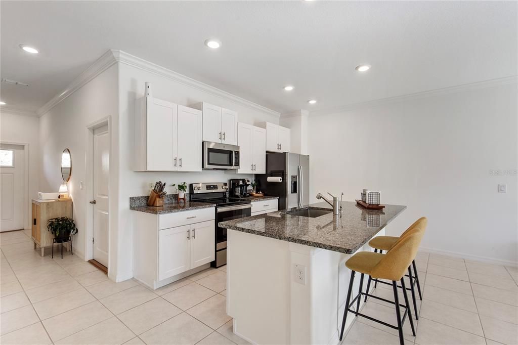 待售: $299,999 (3 贝兹, 2 浴室, 1601 平方英尺)