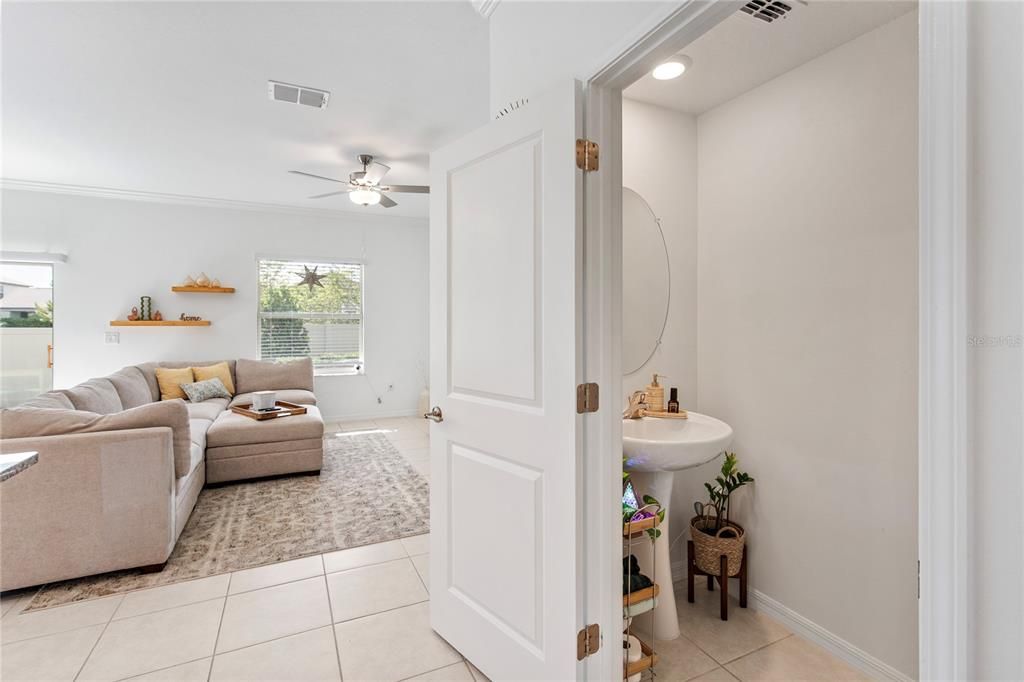 待售: $299,999 (3 贝兹, 2 浴室, 1601 平方英尺)