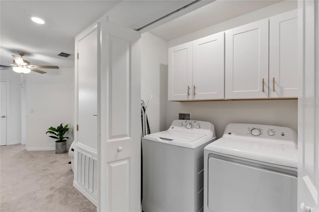 待售: $299,999 (3 贝兹, 2 浴室, 1601 平方英尺)