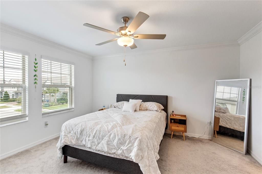 待售: $299,999 (3 贝兹, 2 浴室, 1601 平方英尺)