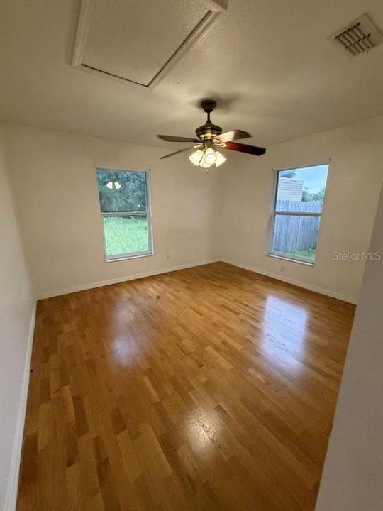 En Renta: $1,650 (3 camas, 2 baños, 1603 Pies cuadrados)