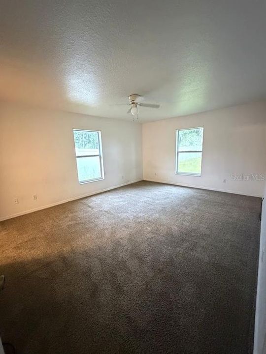 En Renta: $1,650 (3 camas, 2 baños, 1603 Pies cuadrados)