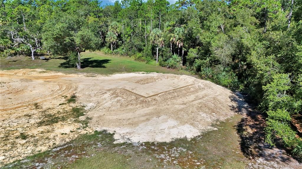 En Venta: $215,000 (4.88 acres)