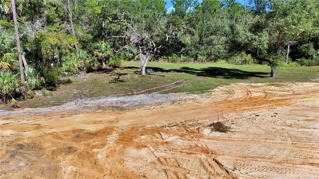 En Venta: $215,000 (4.88 acres)