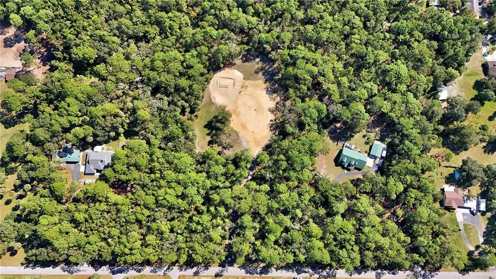 En Venta: $215,000 (4.88 acres)