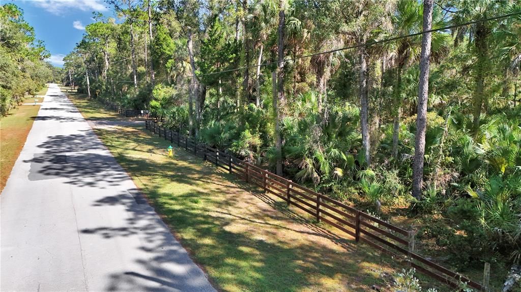 En Venta: $215,000 (4.88 acres)