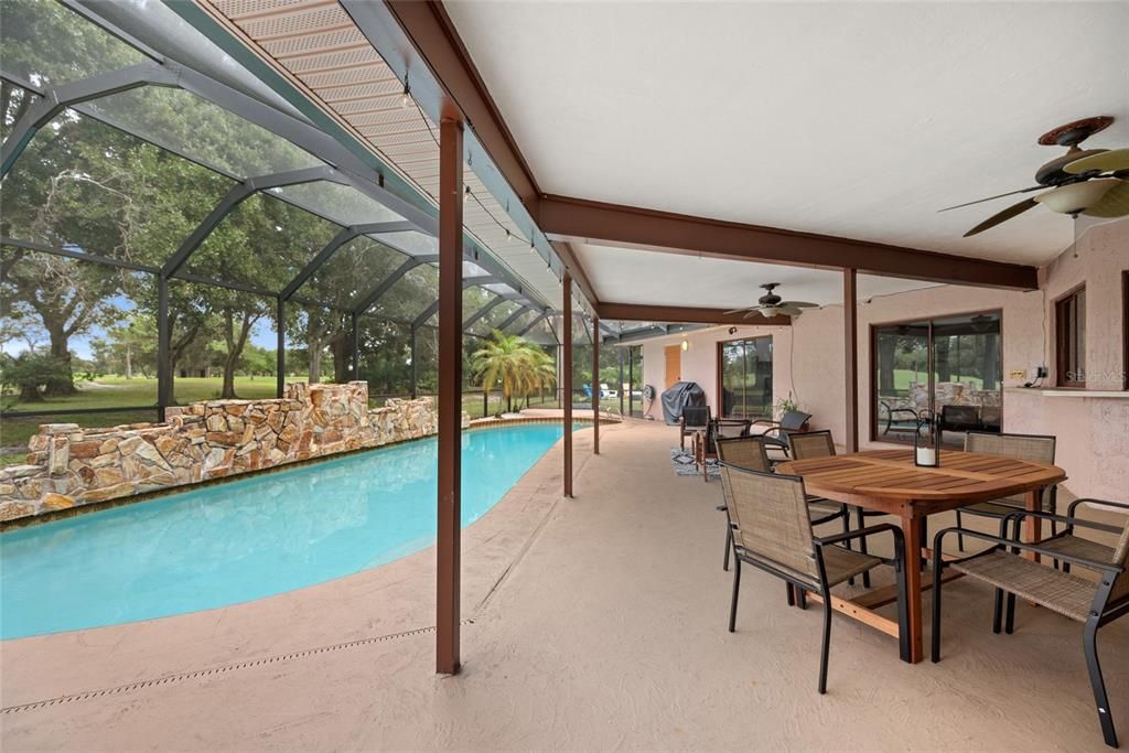 For Sale: $949,000 (4 beds, 3 baths, 3312 Square Feet)