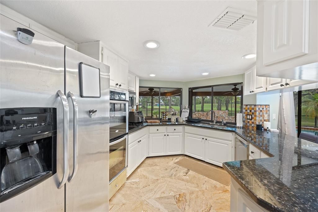 For Sale: $949,000 (4 beds, 3 baths, 3312 Square Feet)