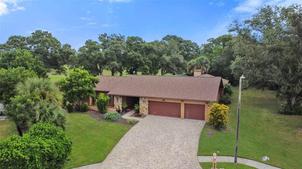 For Sale: $949,000 (4 beds, 3 baths, 3312 Square Feet)