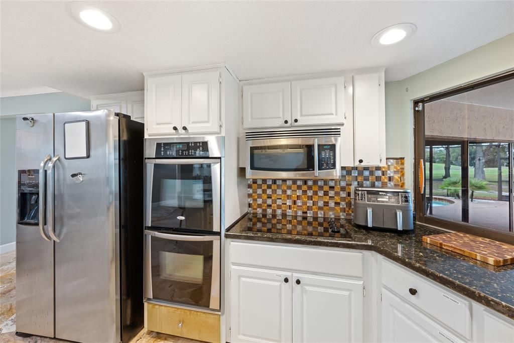 For Sale: $949,000 (4 beds, 3 baths, 3312 Square Feet)